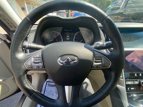 Used 2014 INFINITI Q50 Premium w/ Navigation Package image 23