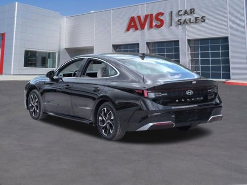 Used 2025 Hyundai Sonata SEL FWD image 9