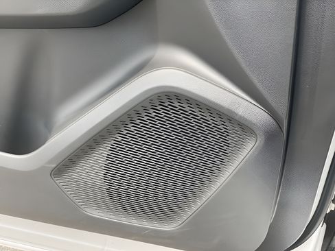 New 2025 Chevrolet Equinox EV RS w/ Active Safety Package 3 AWD/4WD image 22