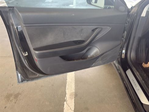 Used 2019 Tesla Model 3 Mid Range image 7