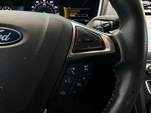 Used 2019 Ford Fusion SE w/ Equipment Group 151A image 34