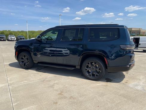 New 2026 Jeep Grand Wagoneer Limited AWD/4WD image 1