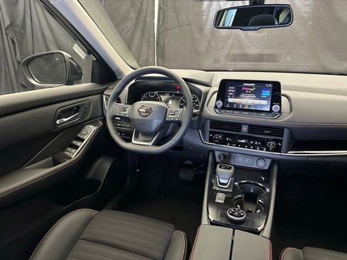New 2026 Nissan Rogue SV AWD/4WD image 19