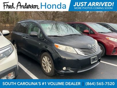 Used 2017 Toyota Sienna XLE