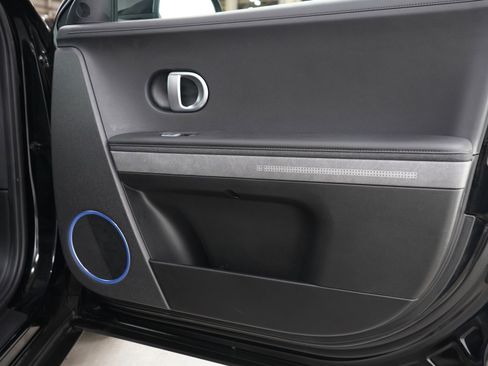 Used 2023 Hyundai Ioniq 5 SEL AWD/4WD image 9