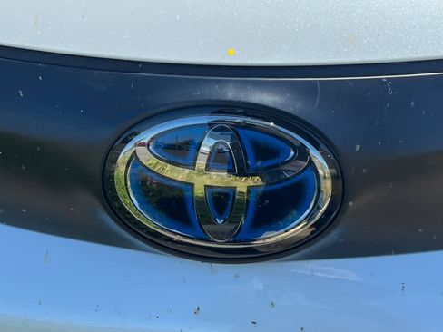 Certified 2022 Toyota Sienna XLE w/ XLE Plus Package FWD image 13