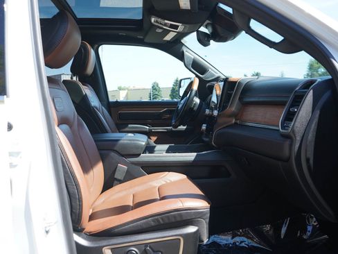 Used 2021 RAM 1500 Limited AWD/4WD image 11