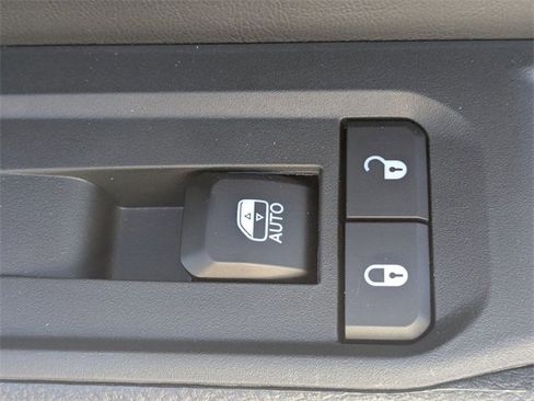 New 2026 Jeep Compass Trailhawk image 32