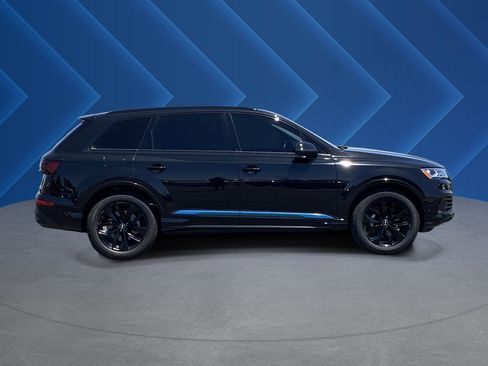 Used 2022 Audi Q7 2.0T Premium w/ Convenience Package AWD/4WD image 2