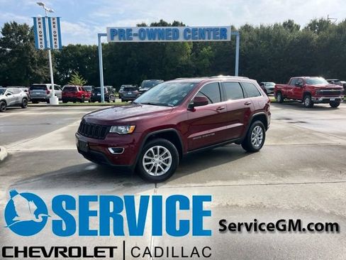 Used 2021 Jeep Grand Cherokee Laredo w/ Security & Convenience Group AWD/4WD image 1