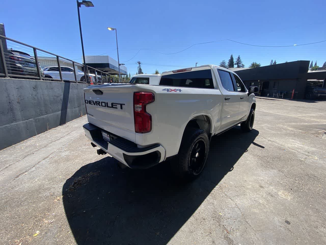 Used 2020 Chevrolet Silverado 1500 Custom w/ Custom Value Package AWD/4WD image 6