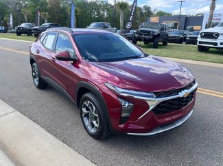 Used 2024 Chevrolet Trax LT w/ Driver Confidence Package video 1