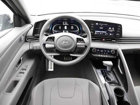 New 2026 Hyundai Elantra Sport image 16