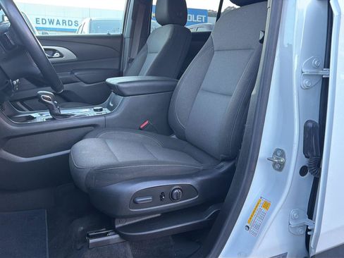 Used 2023 Chevrolet Traverse LT w/ LPO, Floor Liner Package AWD/4WD image 7