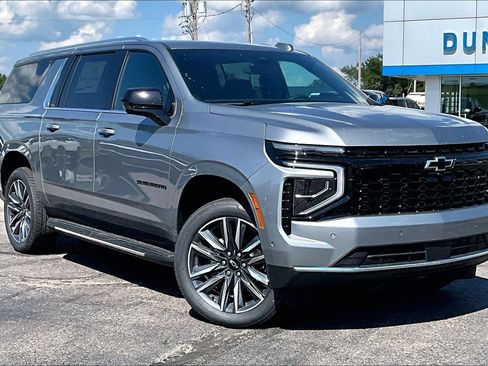 New 2026 Chevrolet Suburban LS w/ LS Custom Edition AWD/4WD image 2