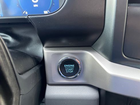 Used 2024 Ford F250 XLT w/ XLT Premium Package AWD/4WD image 21