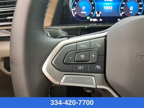 New 2026 Volkswagen Atlas SE image 25