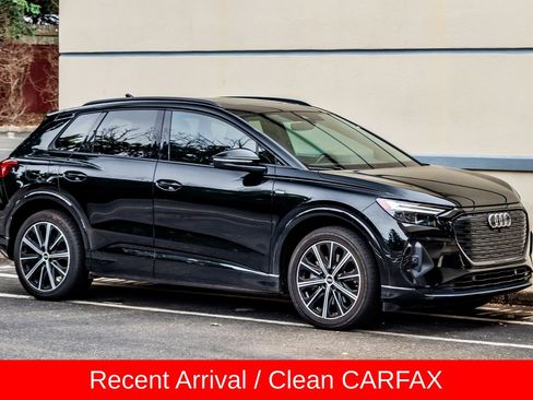 Used 2022 Audi Q4 e-tron Premium Plus AWD/4WD image 9