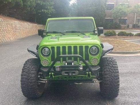 Used 2018 Jeep Wrangler Unlimited Rubicon AWD/4WD image 2