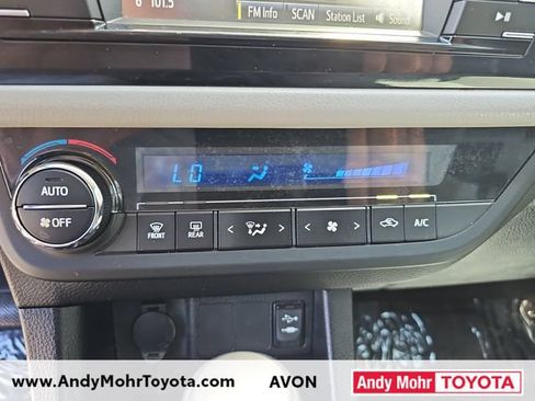 Used 2014 Toyota Corolla LE FWD image 22