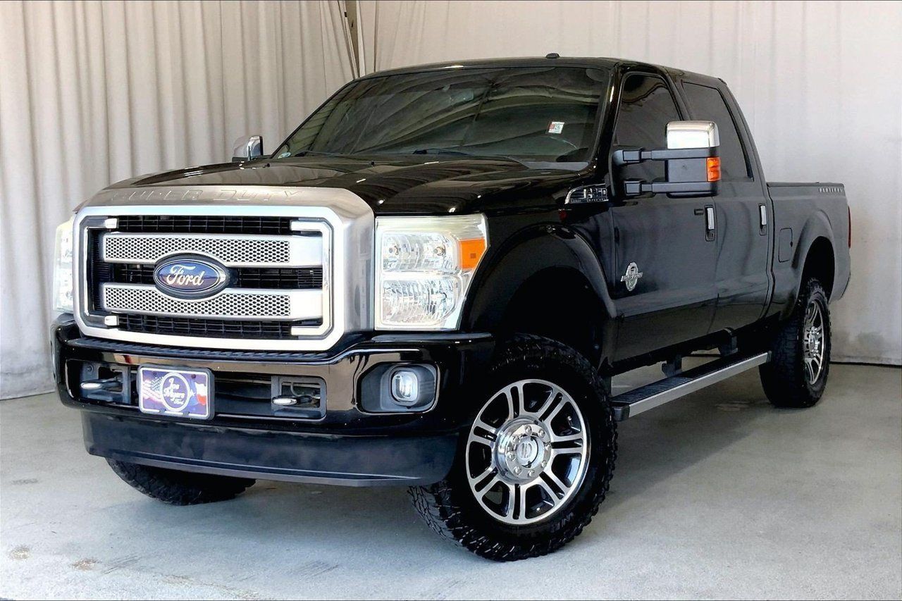Used 2016 Ford F250 Platinum w/ FX4 Off-Road Package AWD/4WD image 12