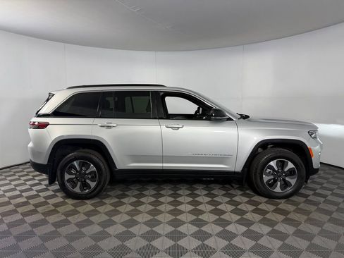 Used 2024 Jeep Grand Cherokee Limited 4xe w/ Trailer Tow Package image 4