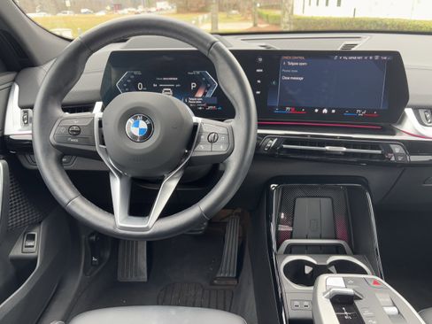 Certified 2025 BMW X2 xDrive28i image 31