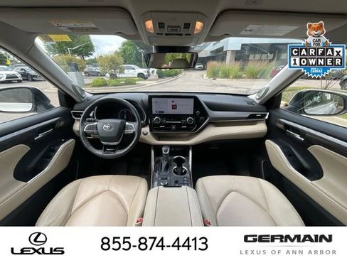 Used 2023 Toyota Highlander Limited AWD/4WD image 14