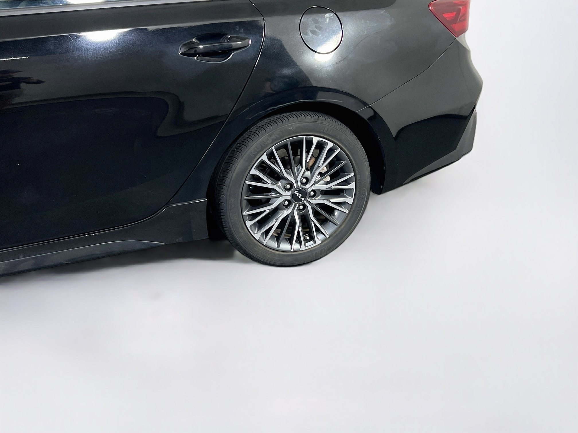 Used 2023 Kia Forte GT-Line FWD image 29