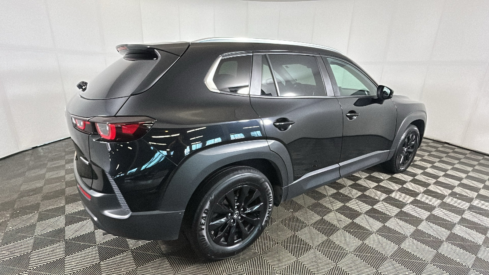 Used 2025 MAZDA CX-50 AWD 2.5 S w/ Preferred Package image 3