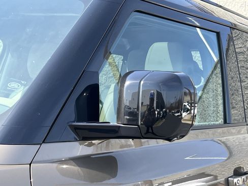 Certified 2023 Land Rover Defender 90 S image 13