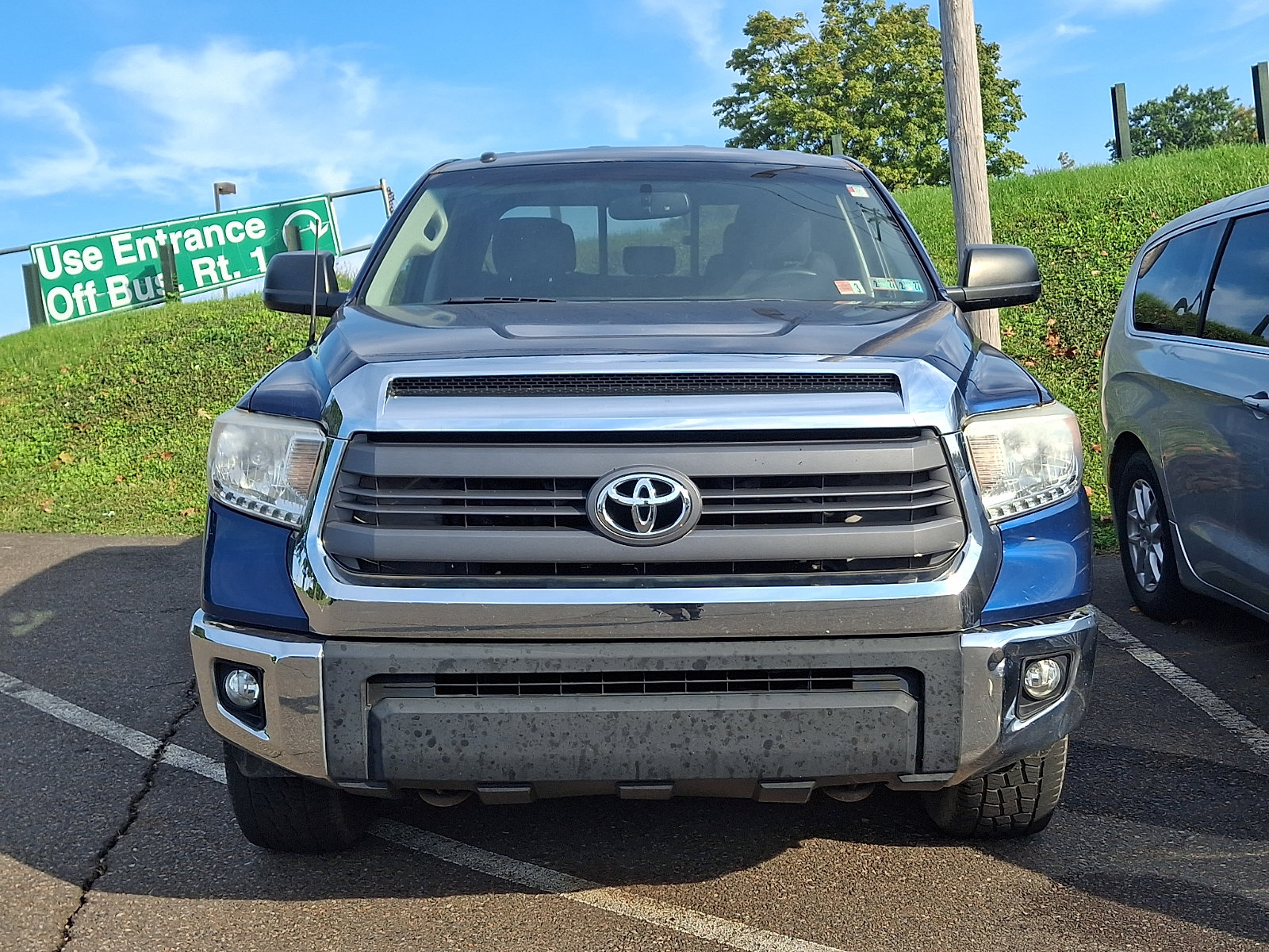 Used 2015 Toyota Tundra SR5 w/ TRD Off Road Package AWD/4WD image 2