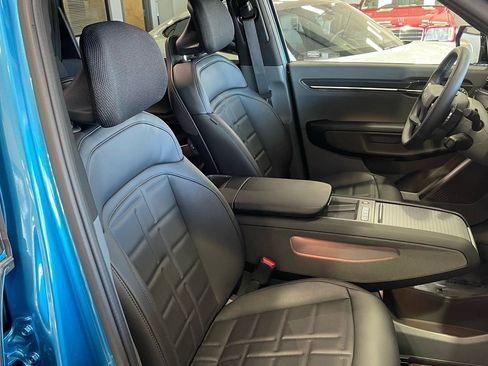 Used 2026 Kia EV9 Land w/ Nightfall Edition Package image 44