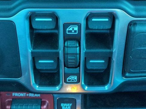 Used 2023 Jeep Wrangler Unlimited Rubicon 4xe AWD/4WD image 23