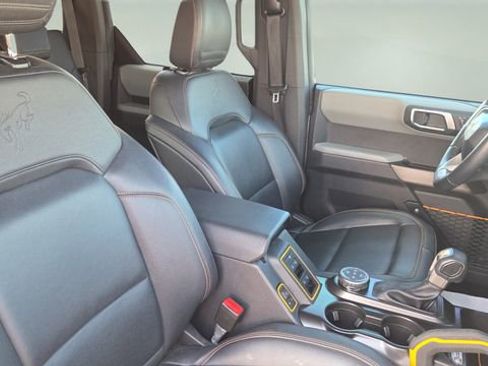 Used 2022 Ford Bronco Badlands w/ Sasquatch Package image 18