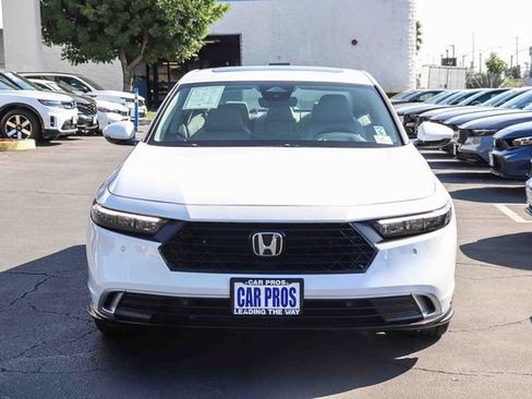 Used 2024 Honda Accord Touring image 4