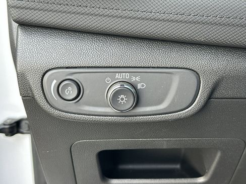 Used 2025 Chevrolet TrailBlazer LT image 23