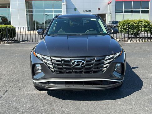 Certified 2022 Hyundai Tucson SEL w/ Cargo Package AWD/4WD image 2