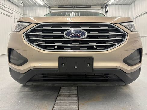 Used 2020 Ford Edge SE w/ Cargo Accessory Package FWD image 11