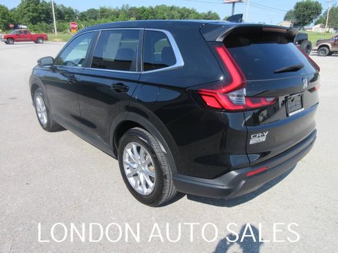 Used 2026 Honda CR-V EX image 3