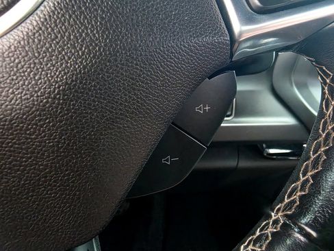 Used 2017 Chevrolet Camaro LT RWD image 15