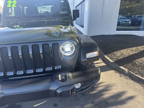 Used 2022 Jeep Wrangler Unlimited Sport image 10