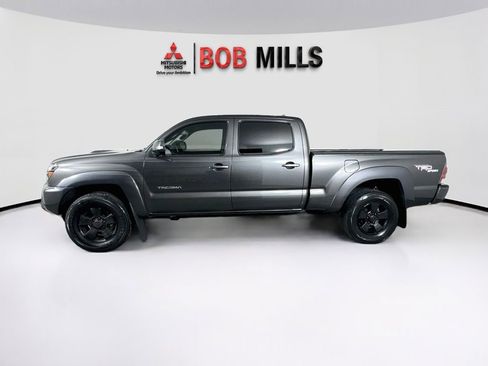 Used 2012 Toyota Tacoma 4x4 Double Cab w/ TRD Sport Pkg image 4