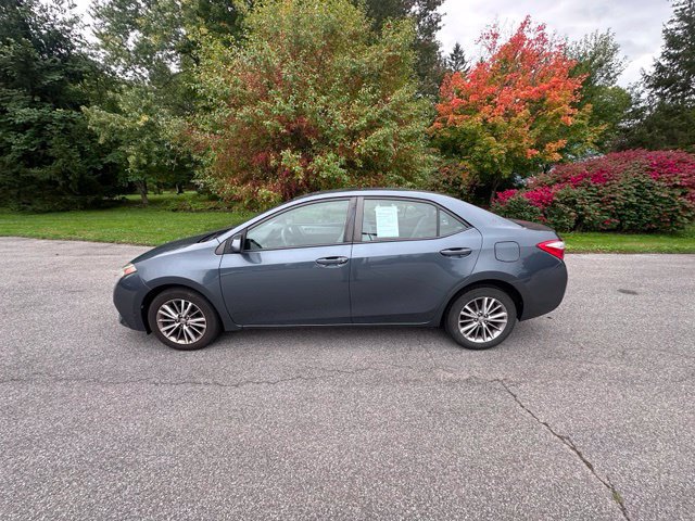 Used 2015 Toyota Corolla LE FWD image 6