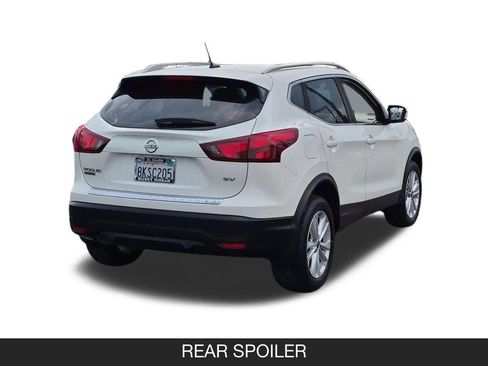Certified 2019 Nissan Rogue Sport SV FWD image 9