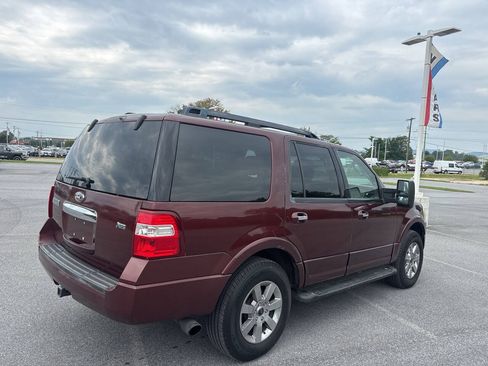 Used 2010 Ford Expedition XLT AWD/4WD image 6
