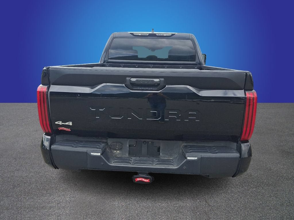 Used 2022 Toyota Tundra SR5 w/ SR5 Convenience Package AWD/4WD image 5