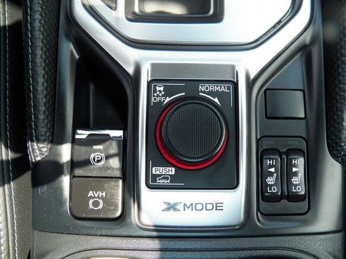 Used 2024 Subaru Forester Premium AWD/4WD image 21