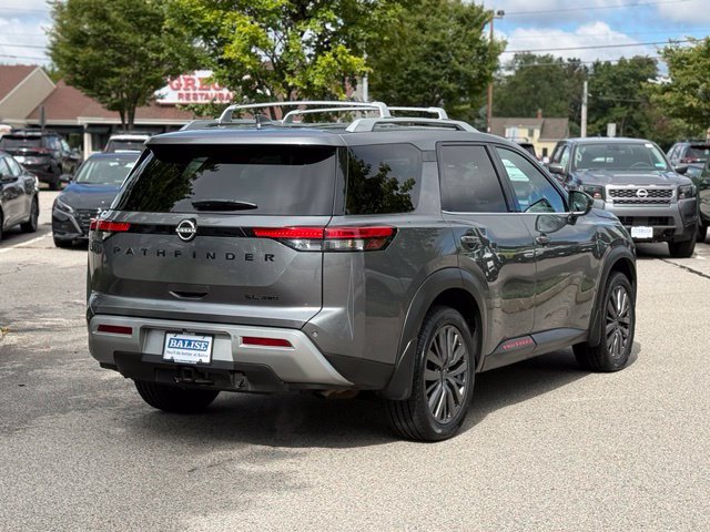 Used 2024 Nissan Pathfinder SL w/ SL Premium Package AWD/4WD image 8
