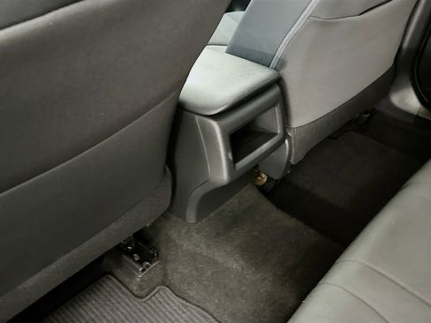 Used 2019 Toyota Camry LE FWD image 28